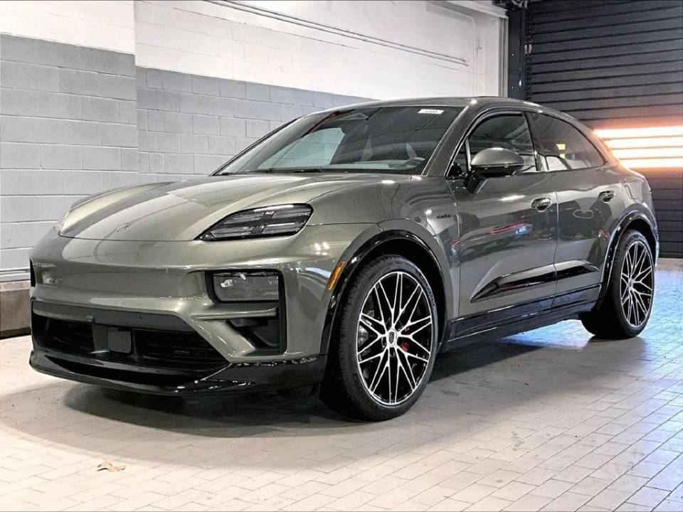 2026 Porsche Macan Turbo Electric
