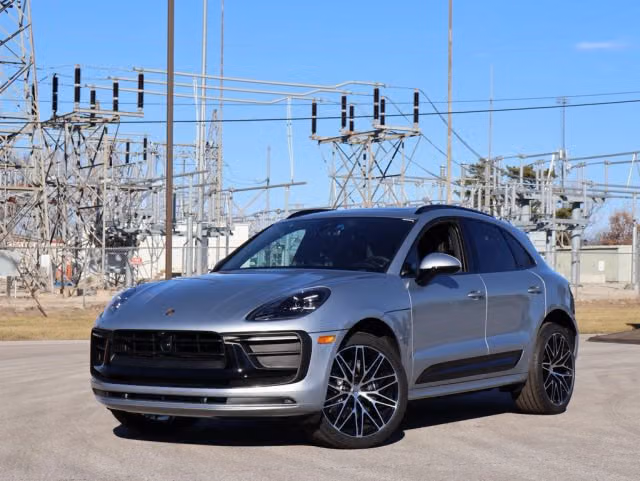 Used 2026 Porsche Macan T with VIN WP1AA2A59TLB06925 for sale in Kansas City