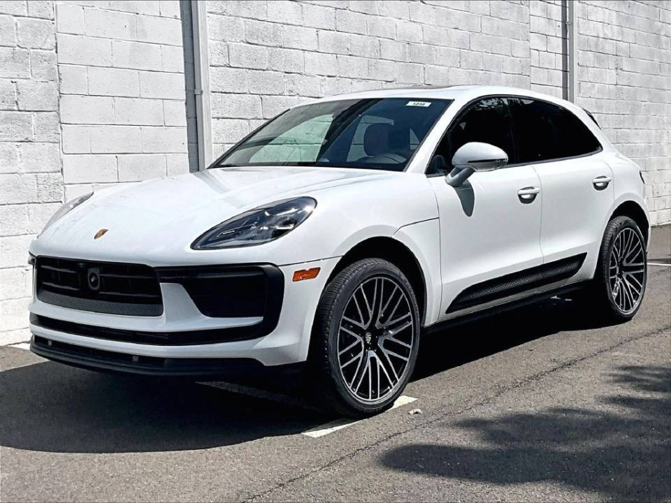 2026 Porsche Macan