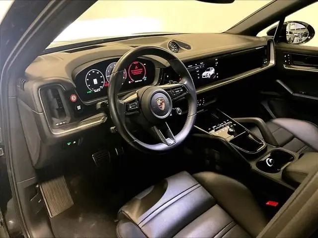 2025 Porsche Cayenne Coup S E-Hybrid - Photo 32