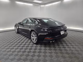 2026 Porsche Panamera Base - Photo 17