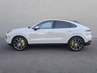 2026 Porsche Cayenne Coup E-Hybrid - Photo 9