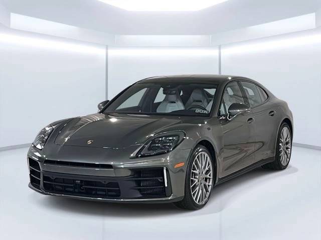 2025 Porsche Panamera Base