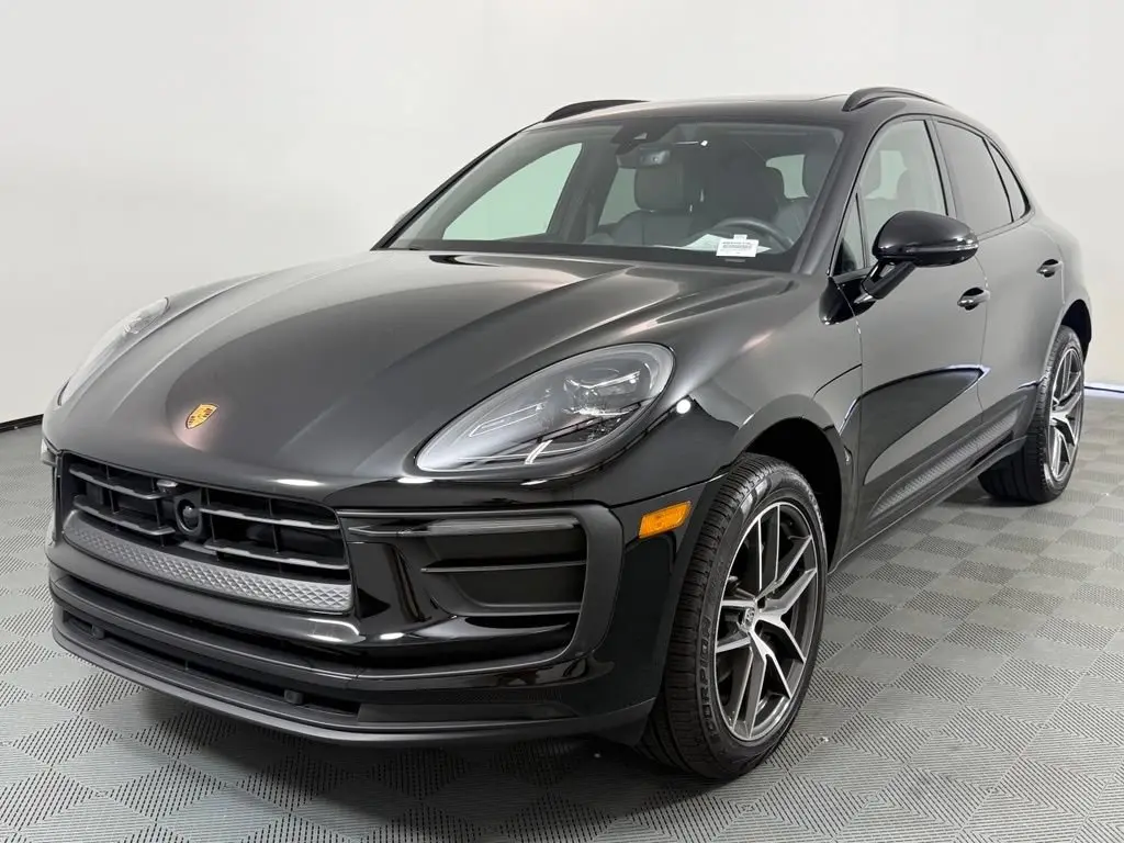 2026 Porsche Macan Base - Photo 8