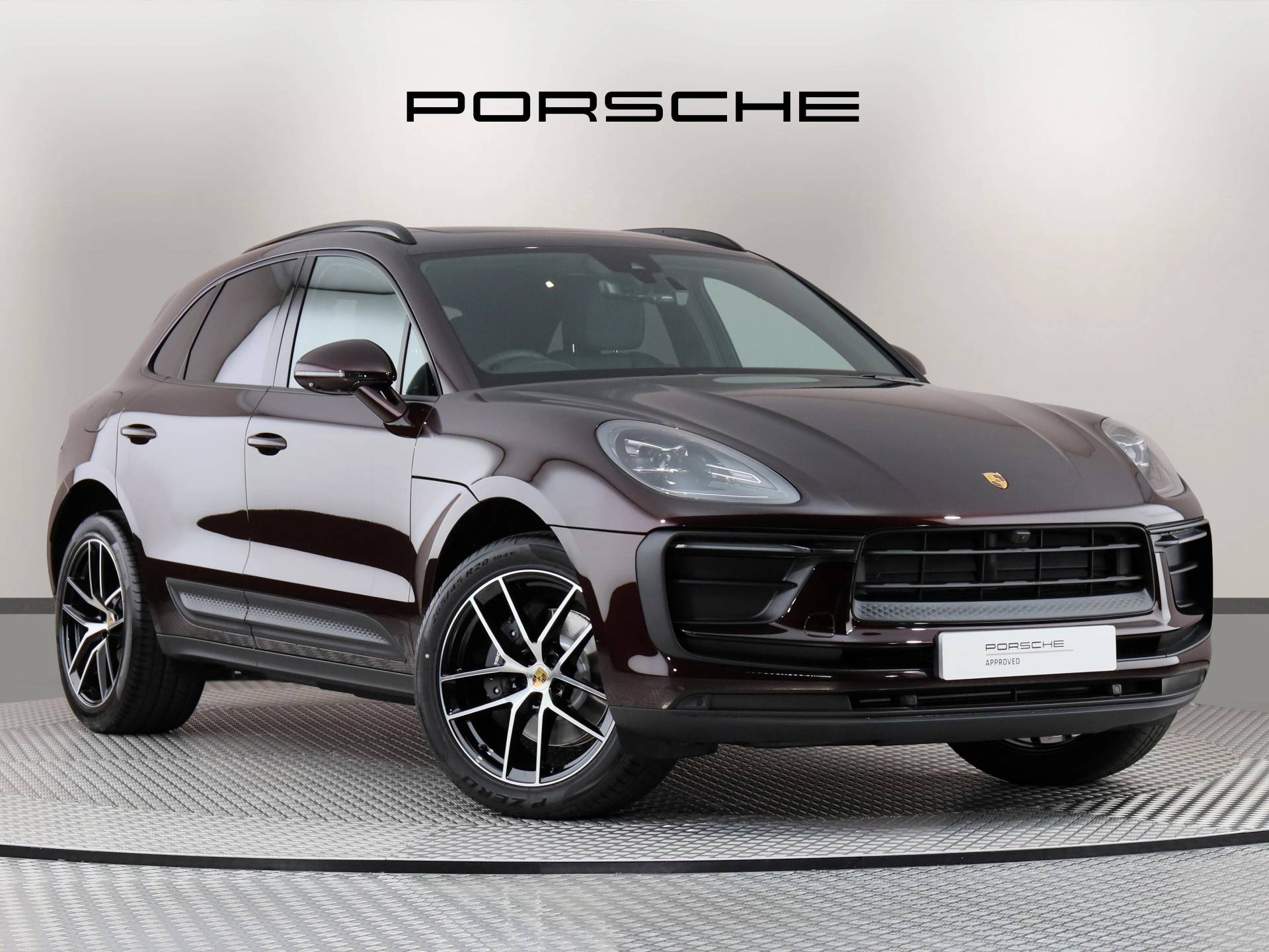 Macan, photo 1 of 46