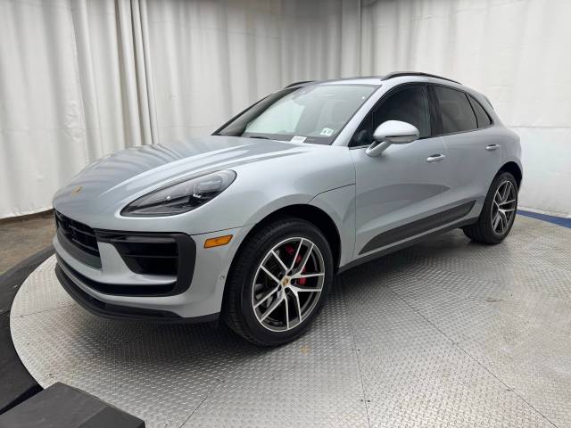 2022 Porsche Macan S