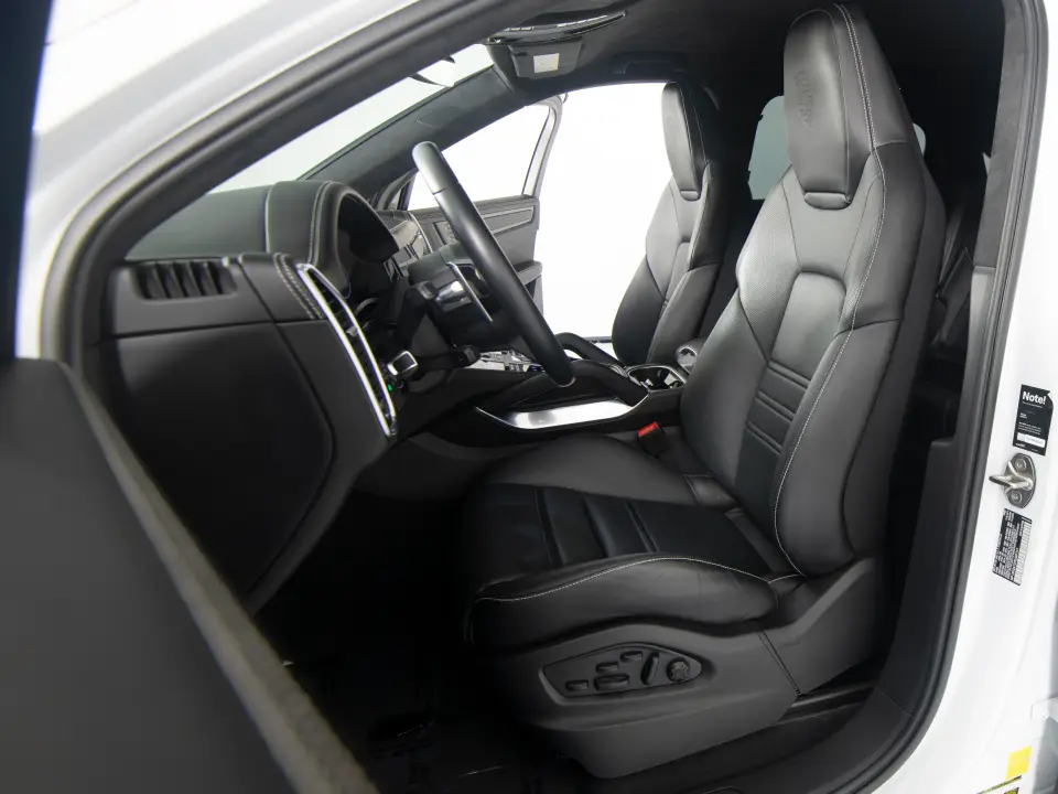 2023 Porsche Cayenne Coupe Turbo GT - Photo 39