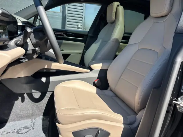 2025 Porsche Macan Base - Photo 14