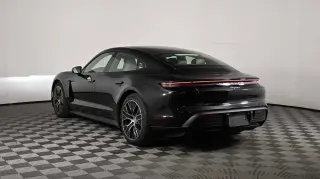 2025 Porsche Taycan Base - Photo 21