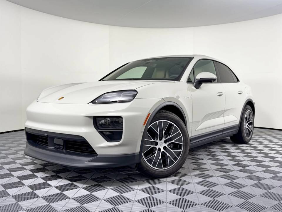 2026 Porsche Macan