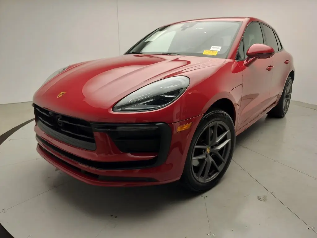 2025 Porsche Macan Base - Photo 8