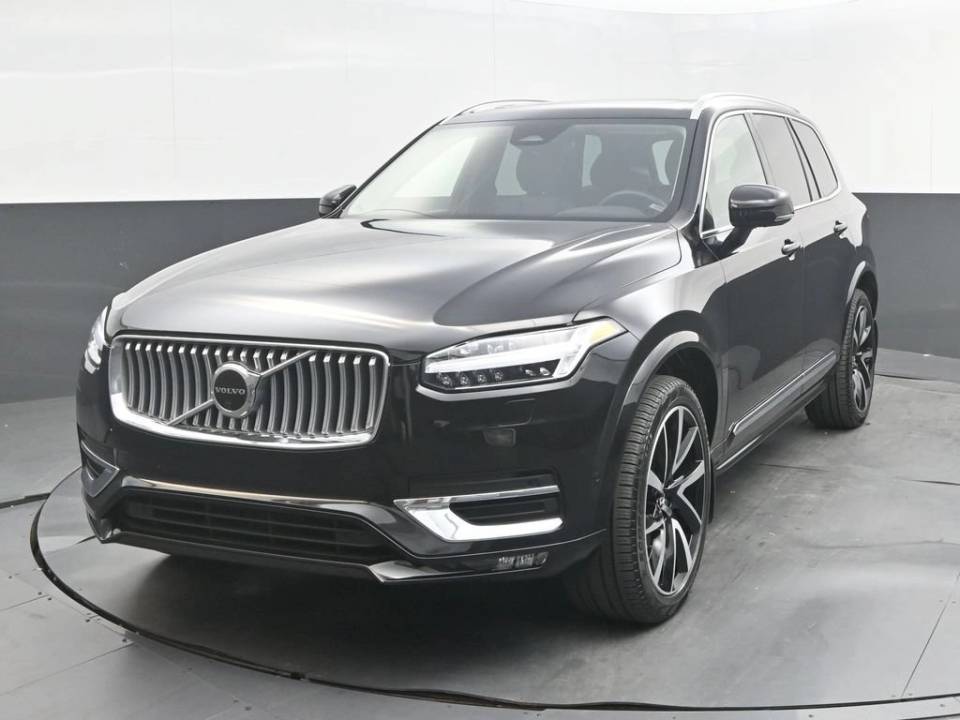 2023 Volvo XC90 Plus