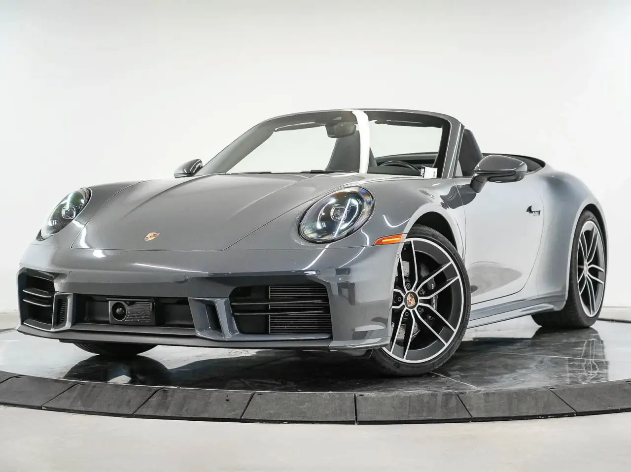2025 Porsche 911 Carrera
