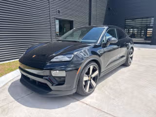 2025 Porsche Macan