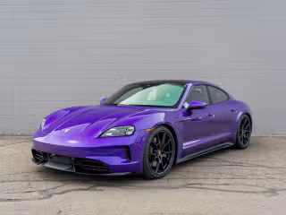 2025 Porsche Taycan GTS's photo
