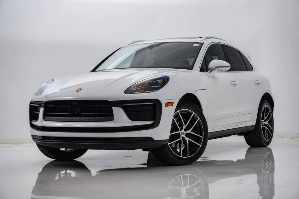2023 Porsche Macan