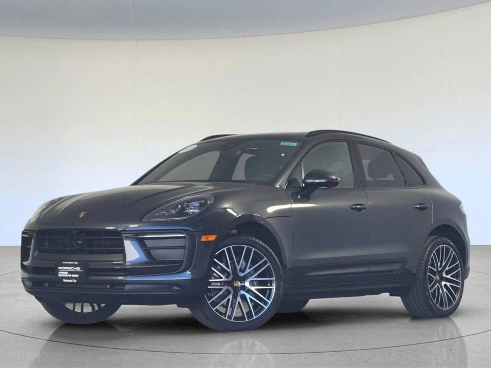 2026 Porsche Macan