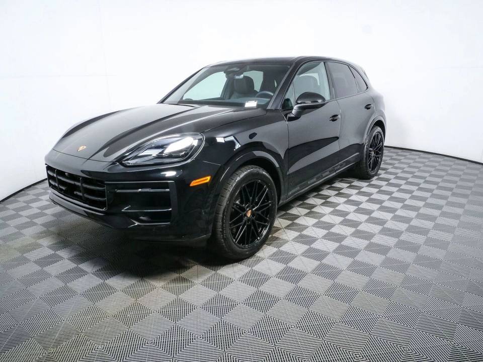 2026 Porsche Cayenne Base