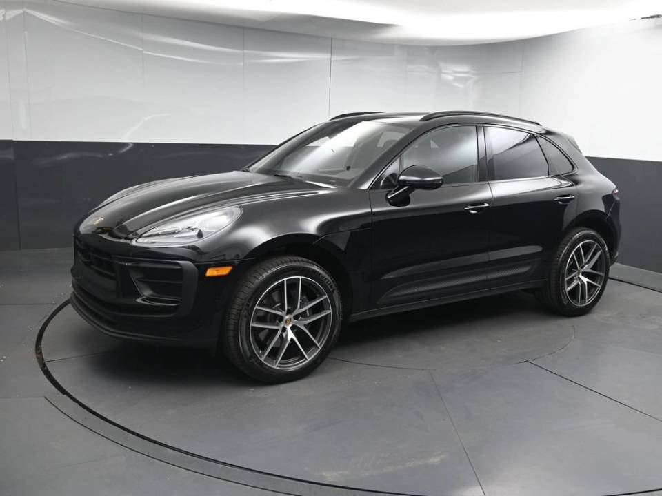 2026 Porsche Macan