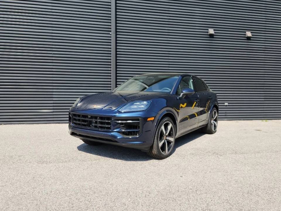 2026 Porsche Cayenne Coup Base