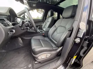 2026 Porsche Macan Base - Photo 37