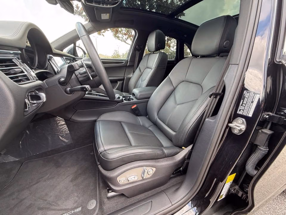 2026 Porsche Macan Base - Photo 35