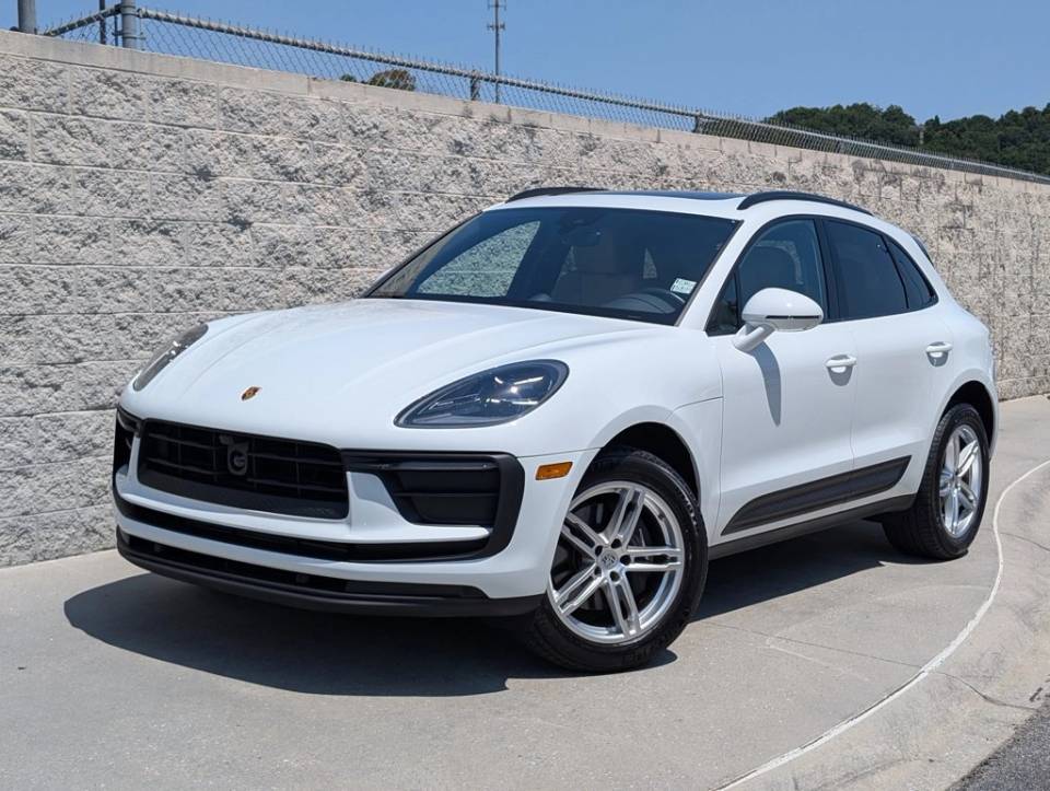 2026 Porsche Macan T
