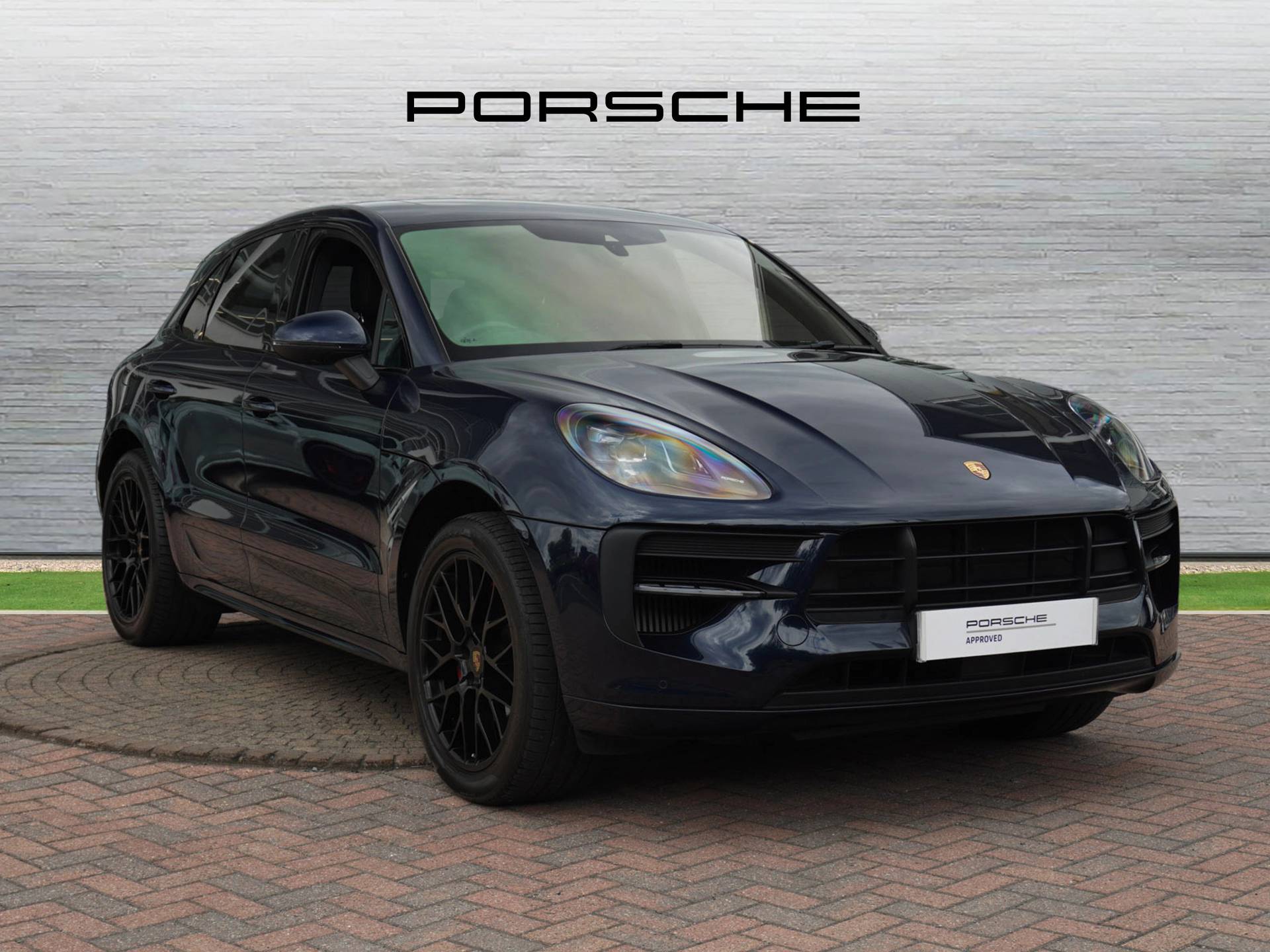 Macan GTS, photo 1 of 67