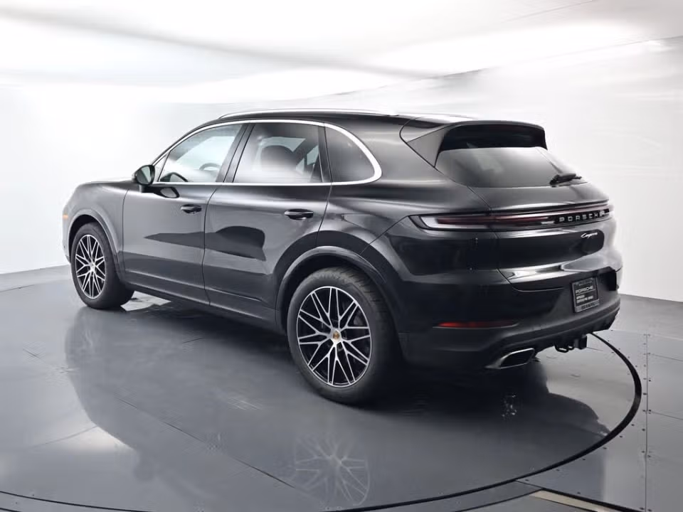 2025 Porsche Cayenne Base - Photo 19
