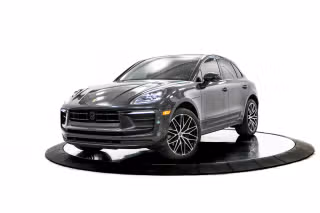 2023 Porsche Macan's photo