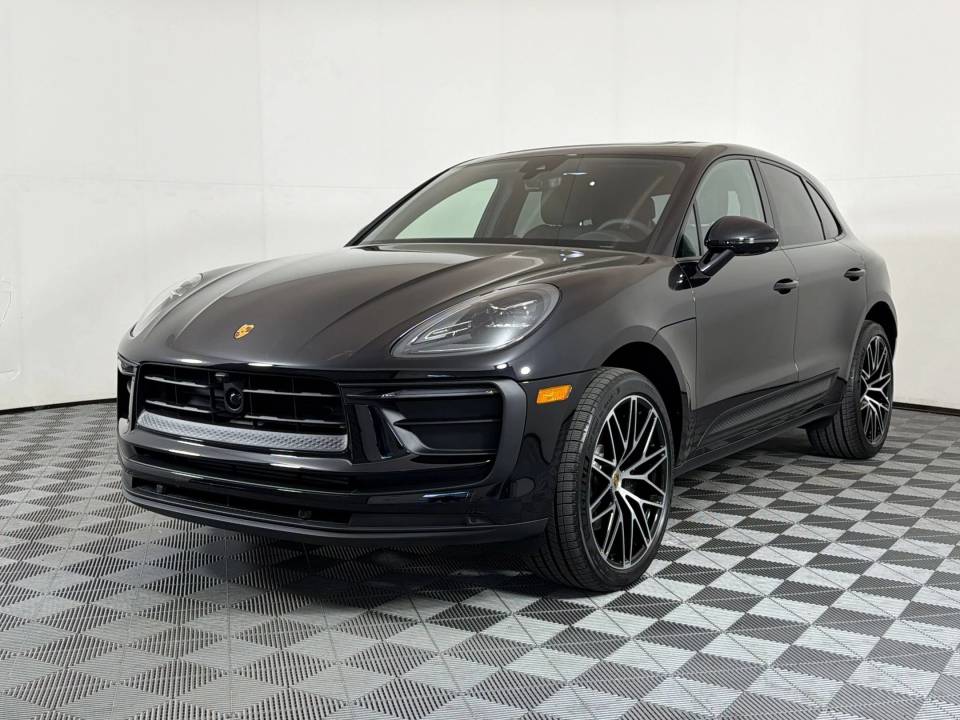 2026 Porsche Macan
