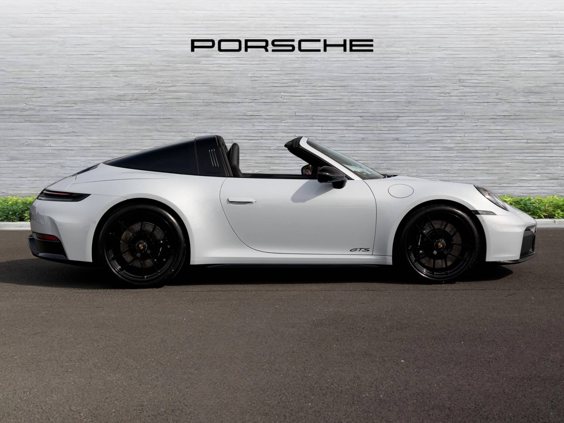 911 Targa 4 GTS, photo 2 of 93
