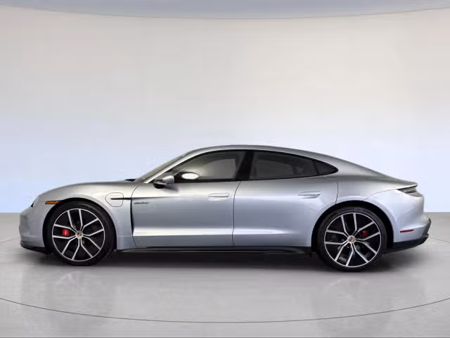 2026 Porsche Taycan GTS - Photo 10
