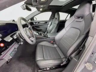 2026 Porsche Panamera Base - Photo 37