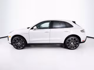 2026 Porsche Macan Base - Photo 9