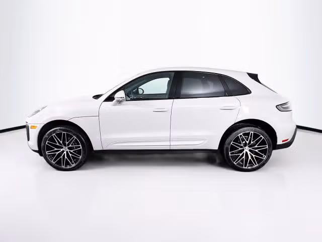 2026 Porsche Macan Base - Photo 10