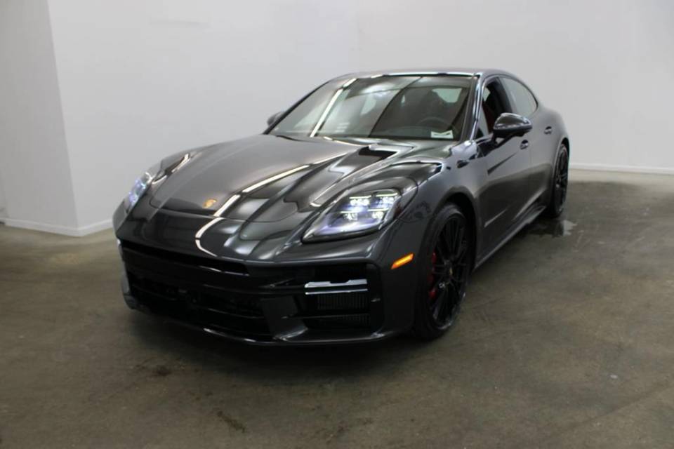 2026 Porsche Panamera