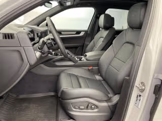2026 Porsche Cayenne Base - Photo 33
