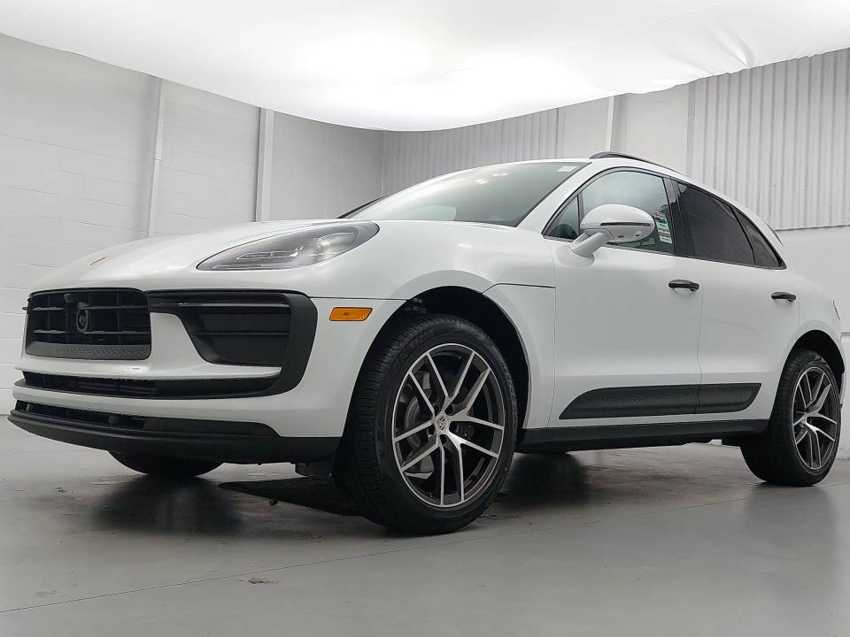 2026 Porsche Macan
