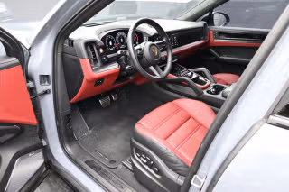 2025 Porsche Cayenne Coup GTS - Photo 25