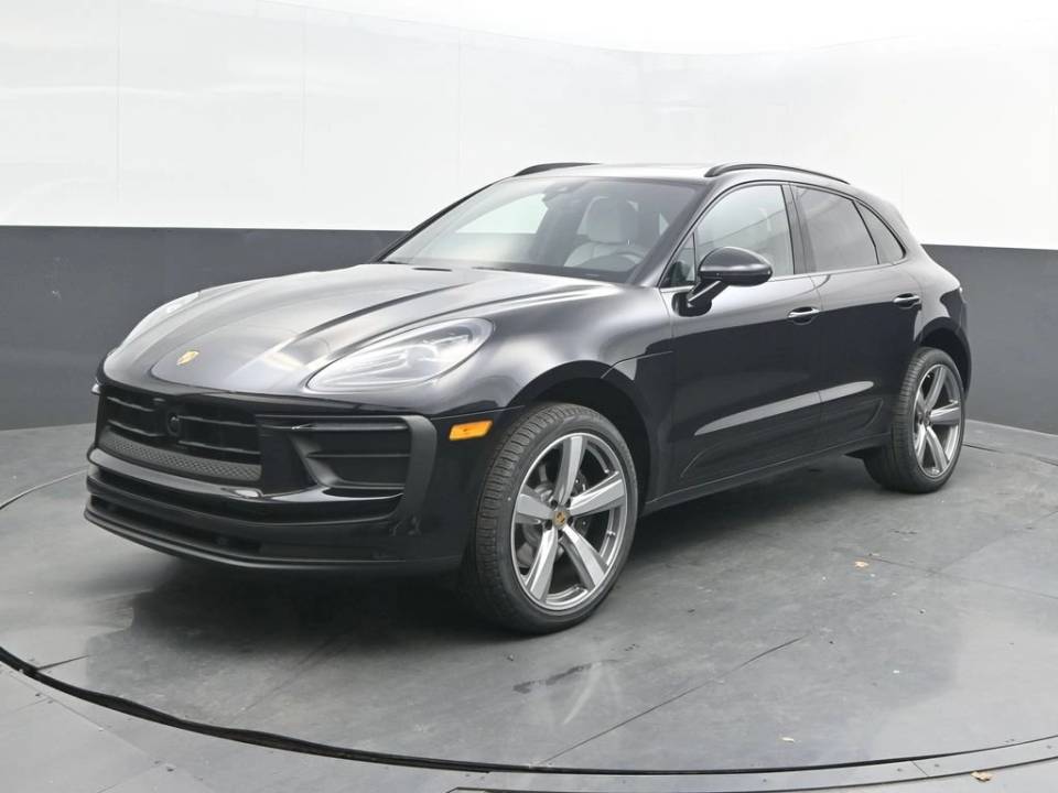 2026 Porsche Macan