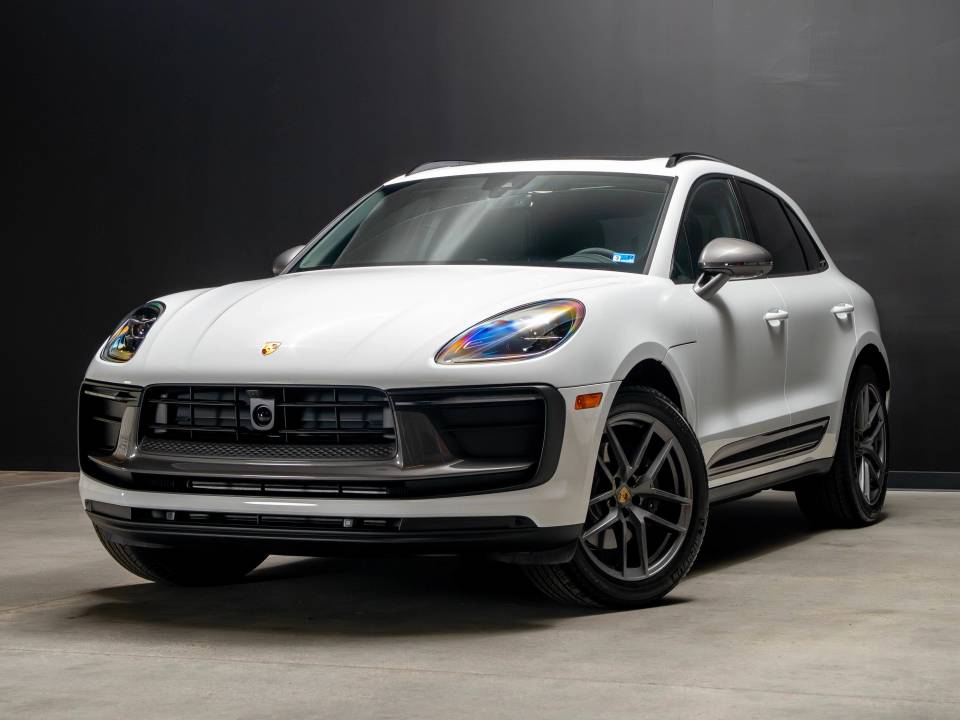 2026 Porsche Macan