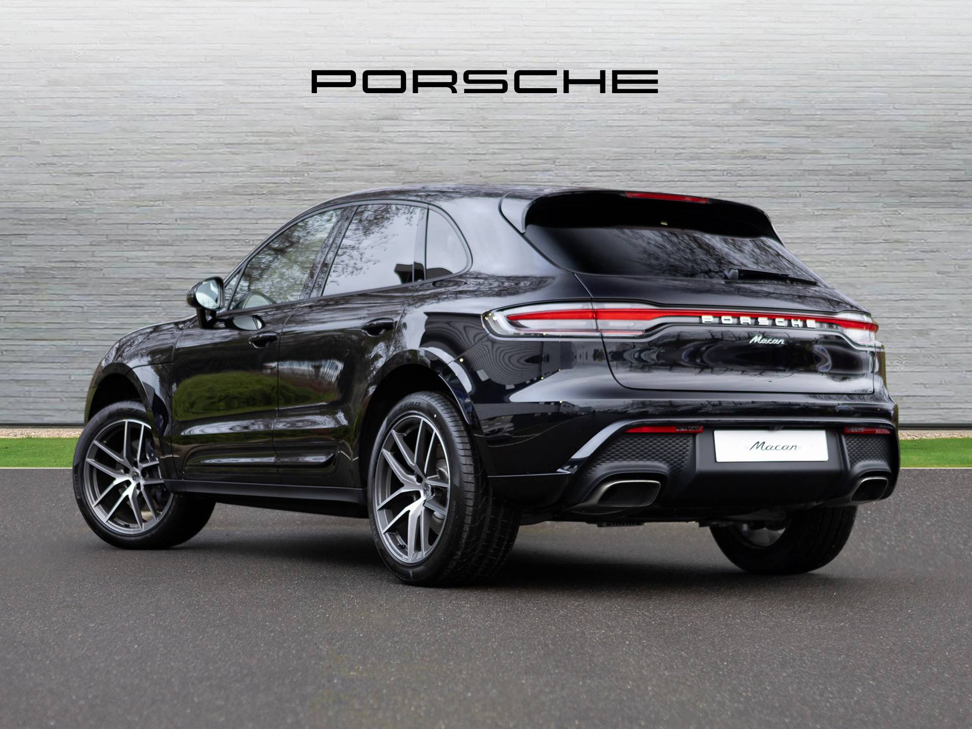Macan, photo 2 of 40