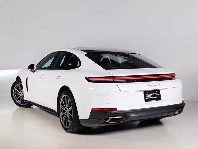2025 Porsche Panamera Base - Photo 19