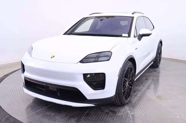Used 2025 Porsche Macan Base with VIN WP1AA2XA9SL003777 for sale in Beachwood, OH