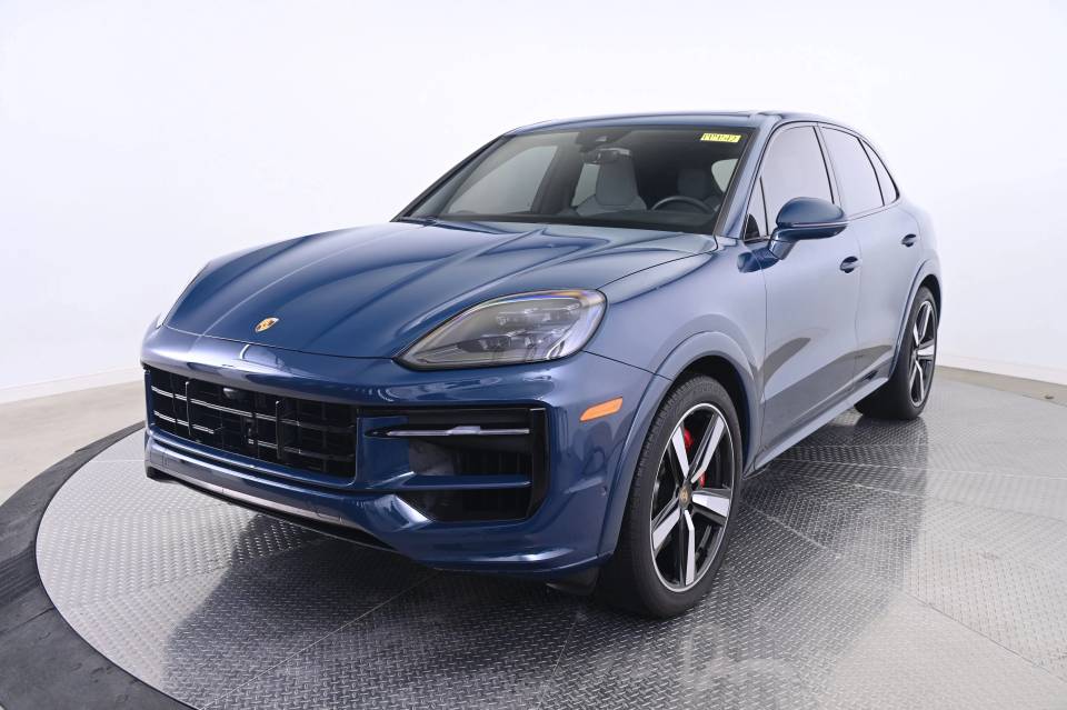 2024 Porsche Cayenne S