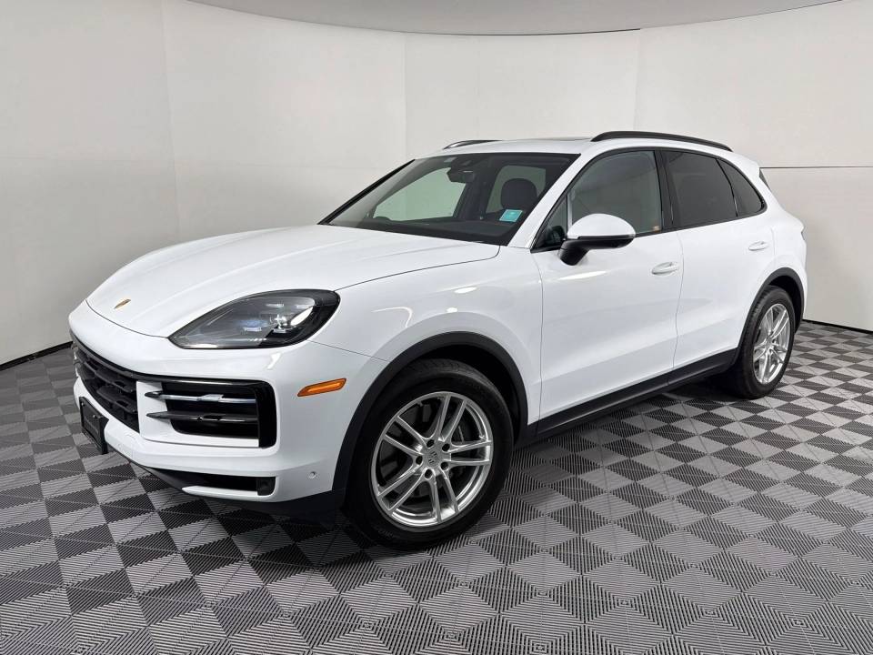 2024 Porsche Cayenne Base