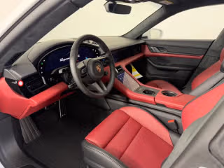 2026 Porsche Taycan GTS - Photo 25