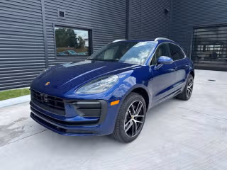 2026 Porsche Macan T's photo