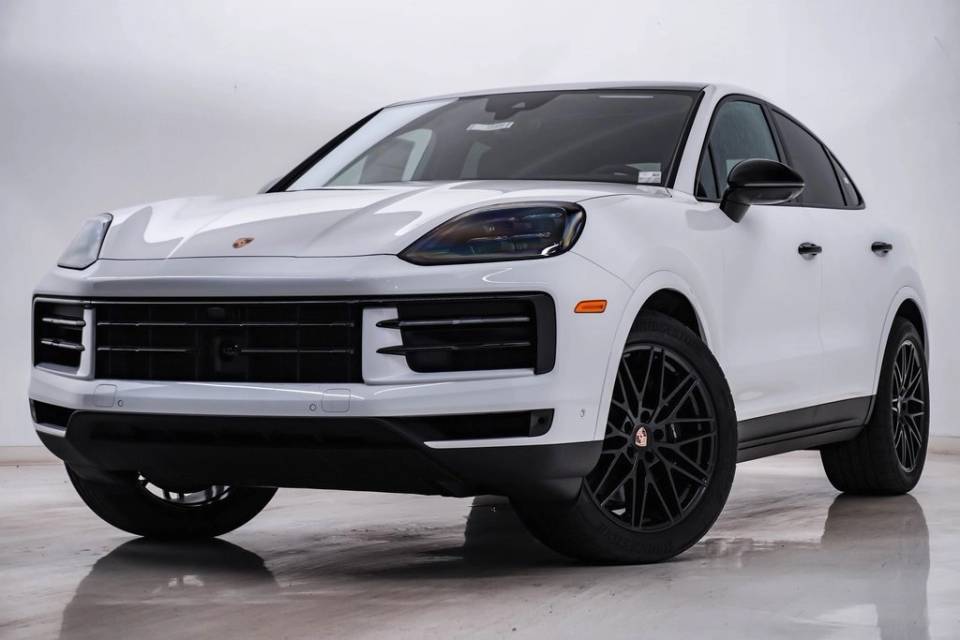 2025 Porsche Cayenne Coup Base